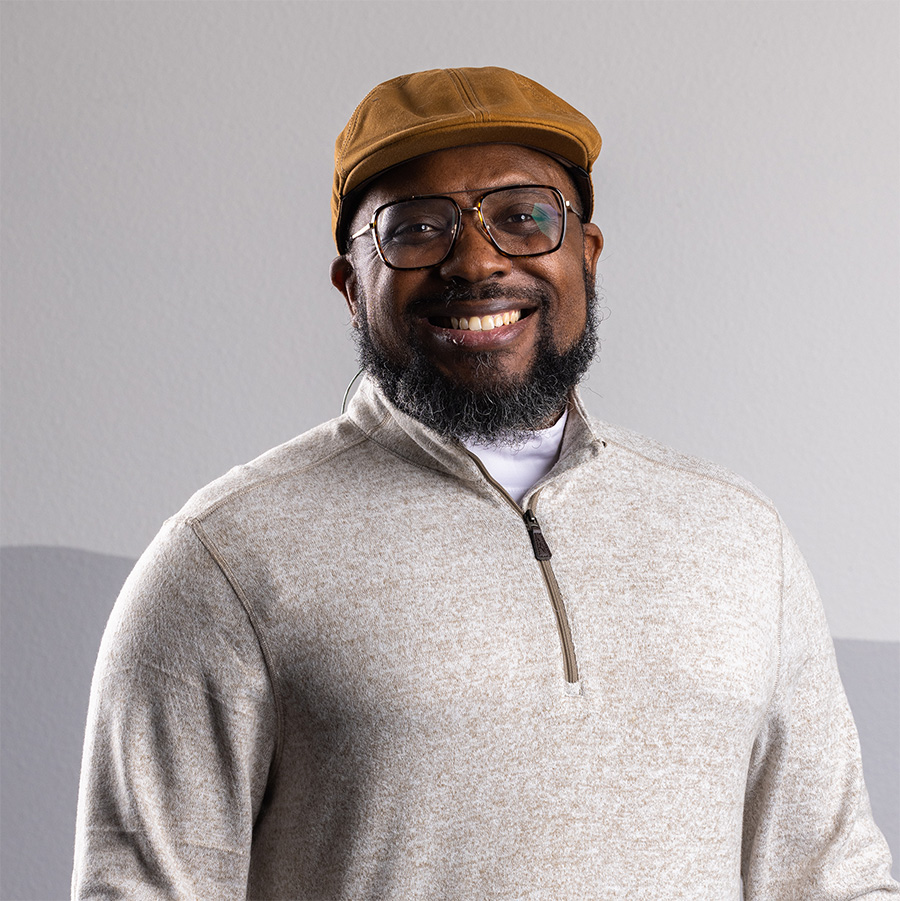 Aaron Jones
Worship Pastor